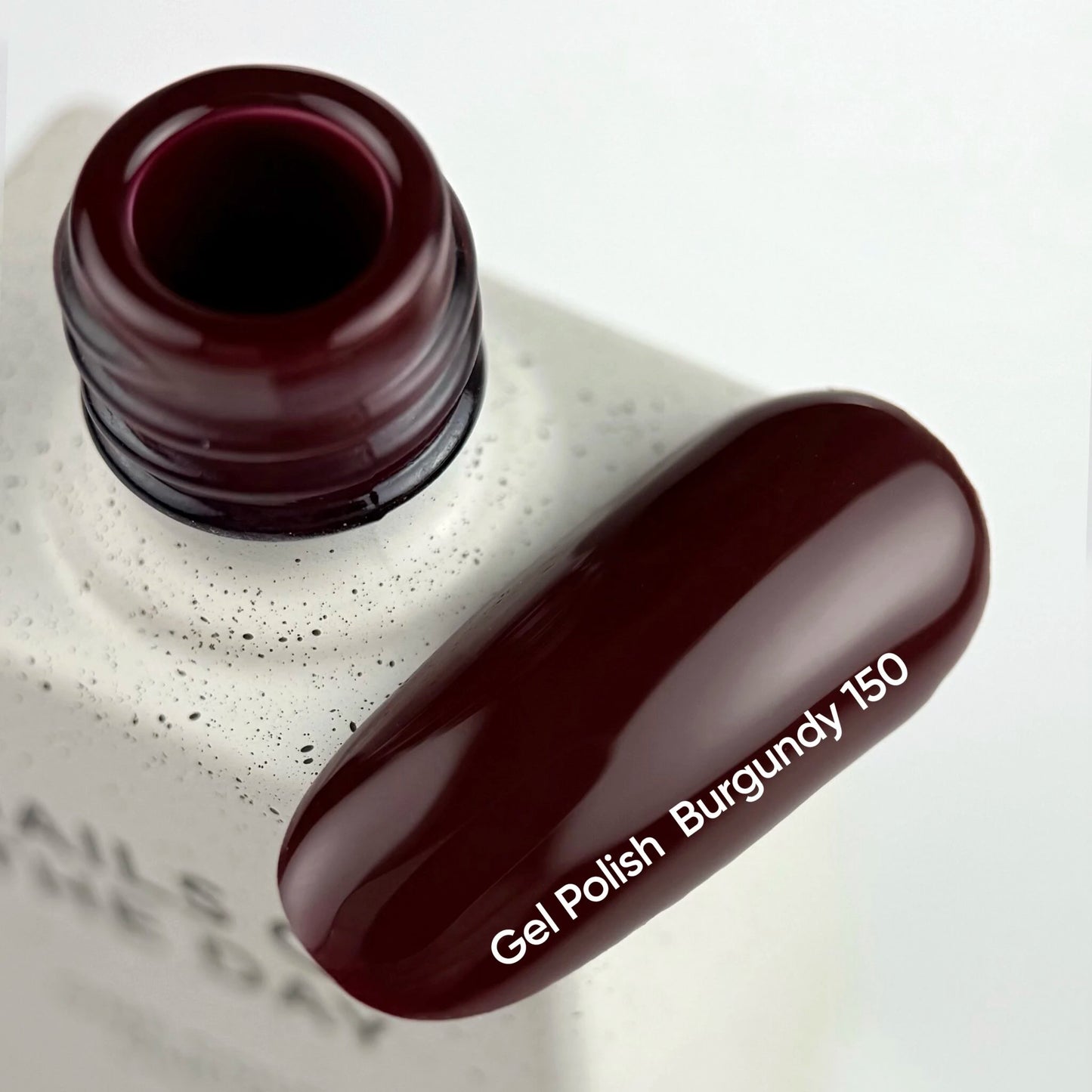 NAILSOFTHEDAY smalto gel "Burgundy", 10ml